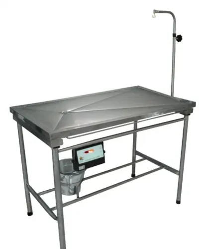 Vendo mesa de atendimento veterinário com balança
