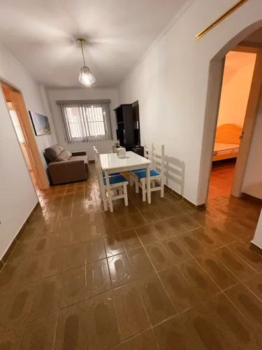 Apartamento 01 dormitório - Boqueirão 50m Praia