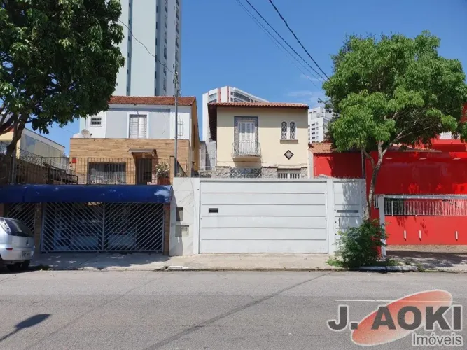 Casa espaçosa, locação comercial, excelente localização na Vila Clementino