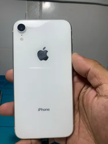 iPhone XR apenas Face ID off e bateria trocada