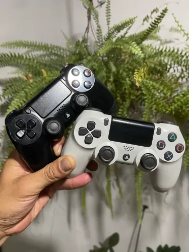Controles original PlayStation 4 revisado com garantia