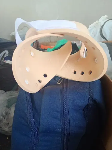 Vendo Colocar Servical Ortopédico, 3 dias de uso!!!!