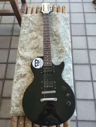 Guitarra Les Paul Epiphone Special II Tunada