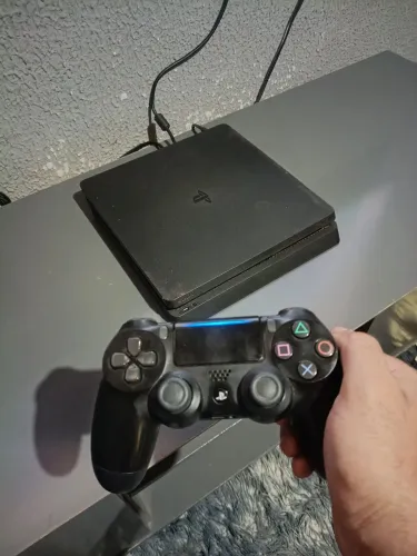 PLAY 4
