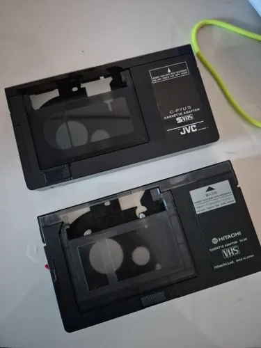 Adaptadores de fita VHS VHS-C : PARA CONSERTAR OU RETIRAR PEÇAS