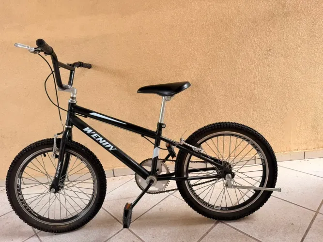 bicicleta semi-usada