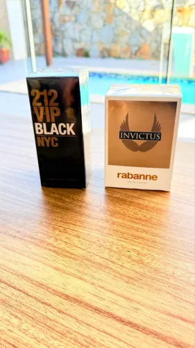 Perfume 212 black e Invictus