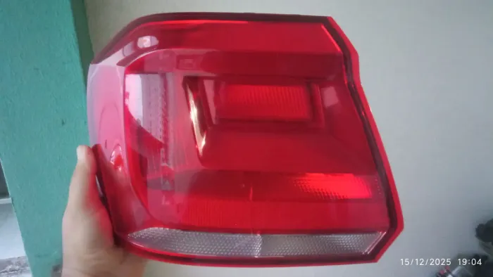 Lanterna traseira esquerda VW Gol G7 G8