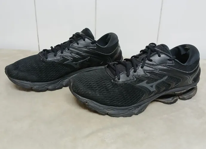 Tênis Mizuno Wave Guardian 2 Preto Tamanho 42
