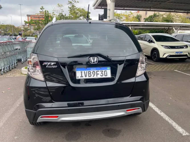 Honda Fit Twist 1.5 Flex 16V 5P Aut. 2014