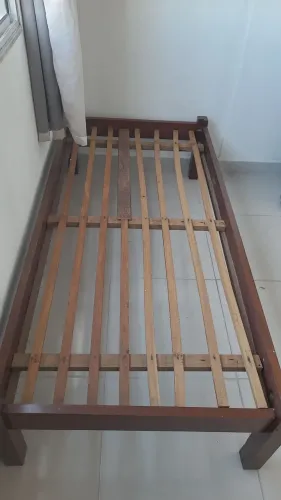 Cama de solteiro madeira 