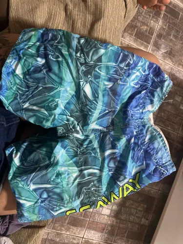 Vendo short seaway infantil 