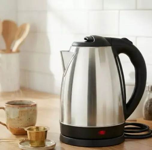 Chaleira Elétrica Inox 1,8L +KAZA | Ferve Água Rápido com Desligamento Automático - 110V
