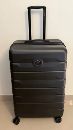 Mala de viagem preta Delsey Paris 23kg