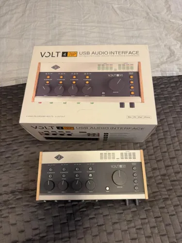 Interface Universal Audio Volt 476p 4 In 6 Out