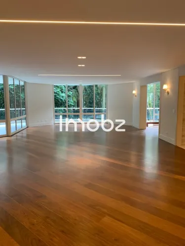 Luxuoso apartamento para locação em São Paulo-SP, no bairro Santo Amaro, com 5 quartos, 5