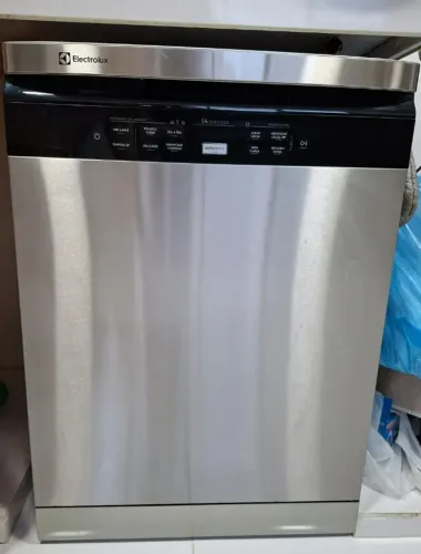 Lava-Louças ou Lavadora Eletrolux 14 serviços, Inox com função higienizar compras.