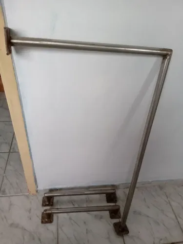 Barras de apoio para banheiro inox
