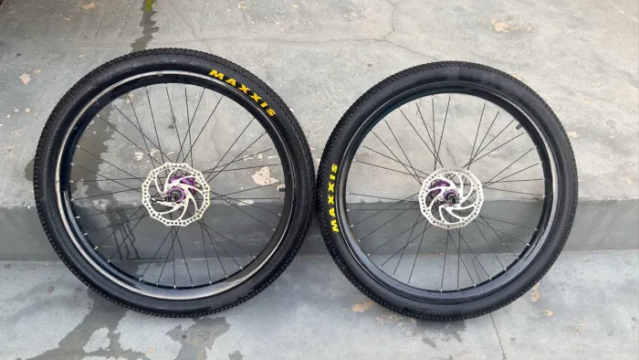 Par de roda bike hanns pro 7, pneu maxxis