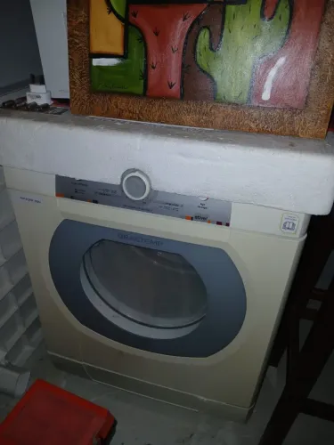 Vendo máquina de secar Brastemp 