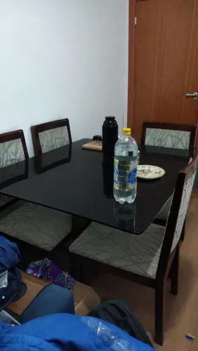 Mesa 4 cadeiras - Tampo de vidro e de madeira