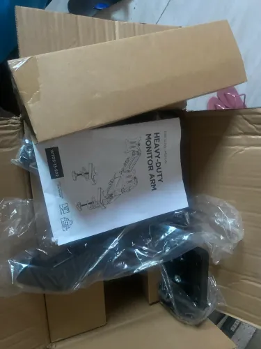 suporte articulado para monitor (braço de monitor).