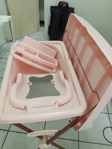 Banheira com trocador