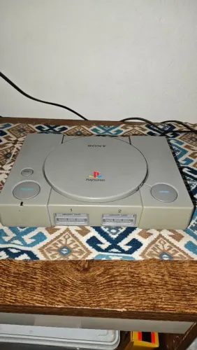 PlayStation 1 FAT Original Sony - Completo e Funcionando!