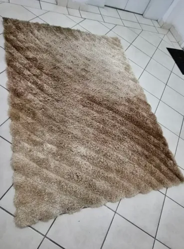 Tapete Felpudo Bege 1,40x1,95 - Excelente Estado