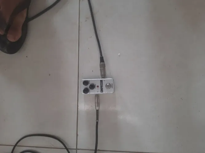 Pedal compressor e austaine
