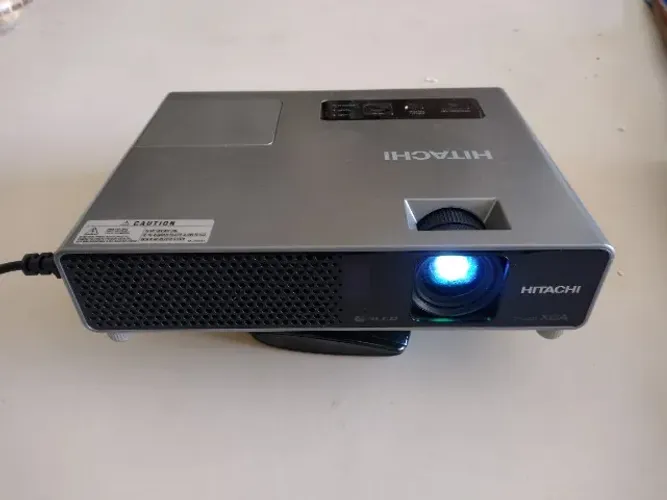 Projetor Multimídia Hitachi Cp-x253-2000 Lumens- Funcionando