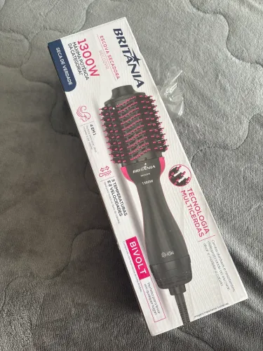 Escova Secadora Britânia 4 em 1 Bivolt 1300W