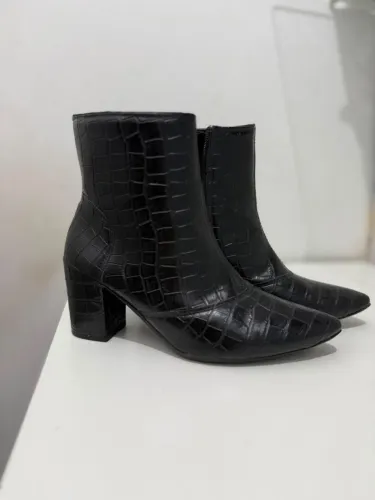 Bota