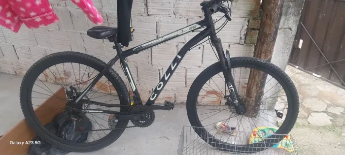 Vendo Bicicleta aro 29 funcionando perfeitamente.