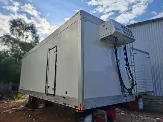 bau frigorifico caminhão truck refrigerado furgao