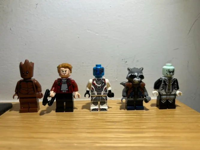 Minifiguras LEGO Marvel Originais - Groot, Rocket, Star-Lord, Nebula e mais