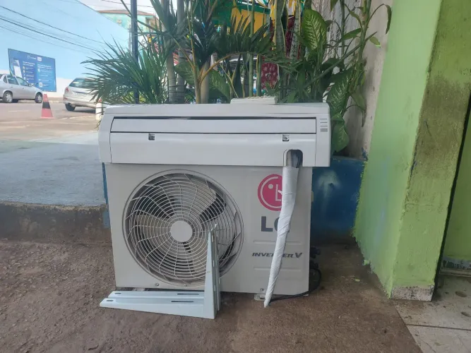 Vendo com Instalação inclusa central Inverter 9000 btus