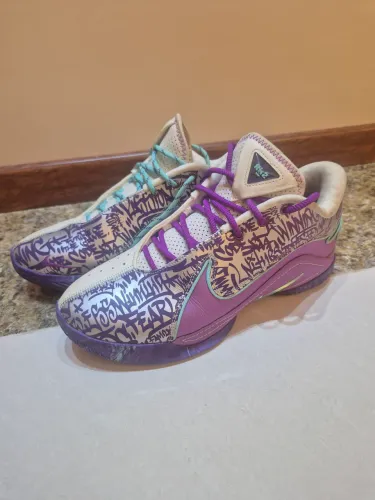 Tênis Nike Lebron 22 Roxo tamanho 41/42