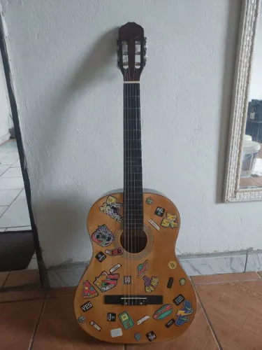 Violão Vooga