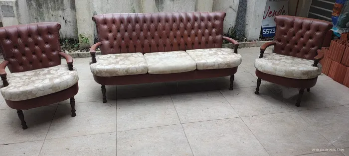 Conjunto de poltrona e sofá 