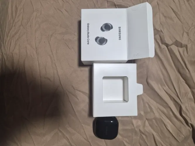 Fone de ouvido TWS Samsung Galaxy Buds Core