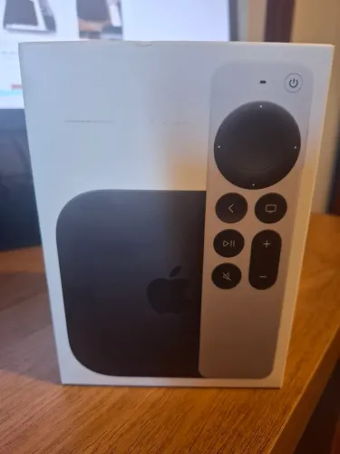 Apple TV 4K (wifi) A2737 3a Ger 2022 64 GB Controle de Voz