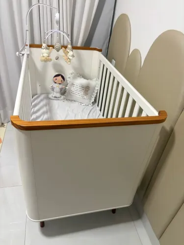 Berço Retrô Gold Matic Lindo e super conservado