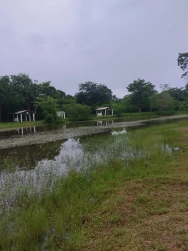 Terreno de 2.400 m² no Águas do Cerrado - 30x80 m