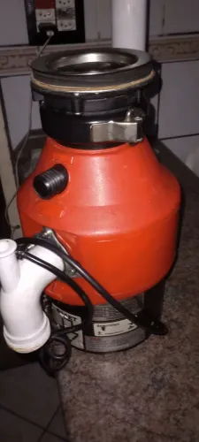 Triturador de resíduos para cozinha