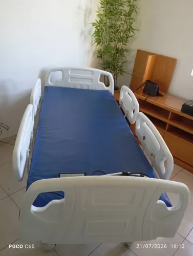 Cama hospitalar elétrica 5 movimentos + Colchão