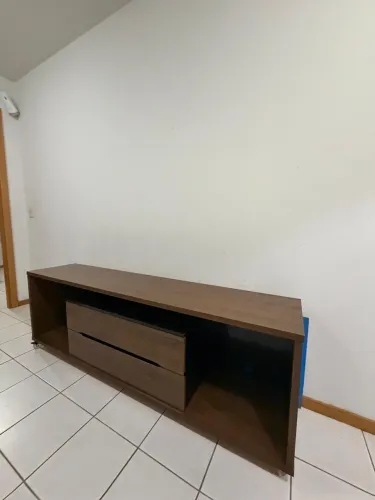 VENDO RACK PARA TV - R$ 200,00