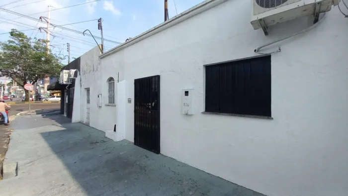 Vendo sala comercial 33 m2, Próximo a Av. Djalma Batista, Manaus/Am.