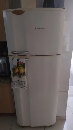 Geladeira 470l Eletrolux