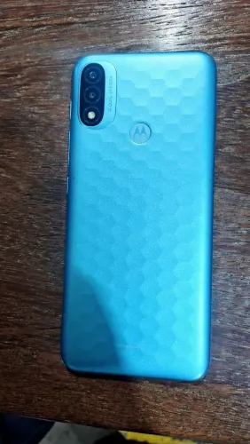 Vendo celular moto e20